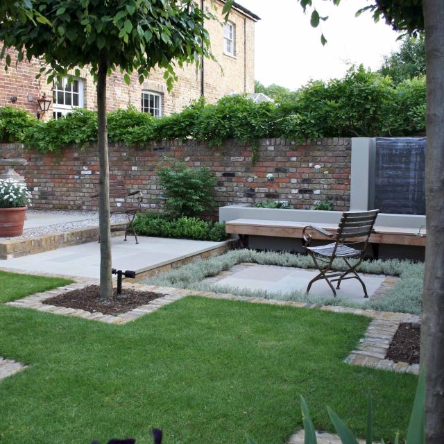 Multi Level Linear Garden Hertfordshire designed by Kate Gould inspired by the Gold Medal winning Eco-Chic, landscape design at its best building company Herts.