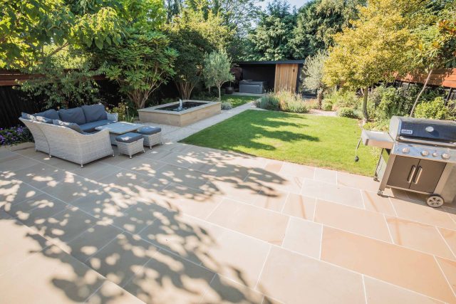 Garden Designer Epsom, This featured Surrey Garden, based in Epsom more specifically was another of The Garden Builder’s brilliant In-House design that encapsul.