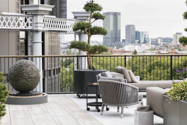 Roof Terrace Designer Mayfair, central London apartment, is arguably the most prestigious penthouse garden to echo the building and area, roof terrace design.
