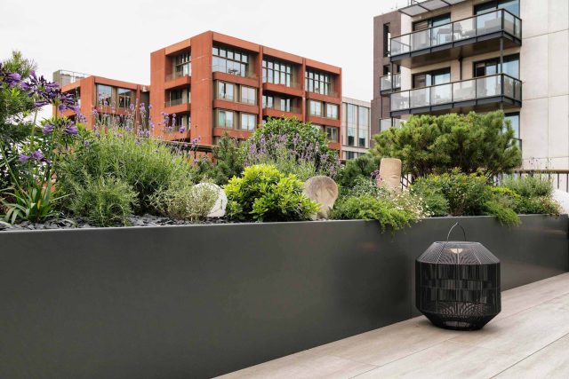 Roof Terrace Designer Mayfair, central London apartment, is arguably the most prestigious penthouse garden to echo the building and area, roof terrace design.