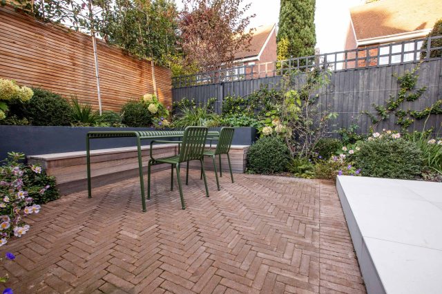 This garden design was done in-house by The Garden Builders. A small garden based in the South London, Kennington to be specific. The client was delighted.