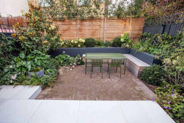 This garden design was done in-house by The Garden Builders. A small garden based in the South London, Kennington to be specific. The client was delighted.