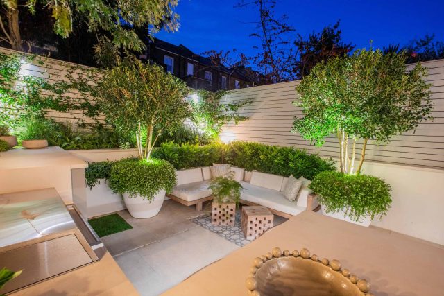 A brilliant design & build for this Small Garden in the heart of Clapham which encompasses a contemporary feel wash of vibrant colours landscaping company.