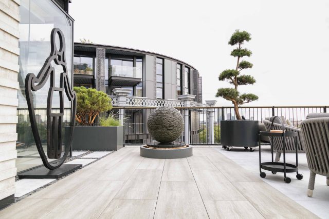 Roof Terrace Designer Mayfair, central London apartment, is arguably the most prestigious penthouse garden to echo the building and area, roof terrace design.