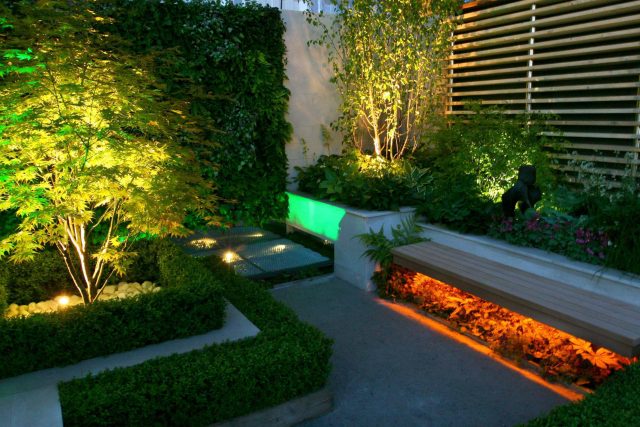 Award Winning Eco Chic Garden RHS Gold Medal 09 designed by Kate Gould constructed by The Garden Builders Chelsea Flower Show 2009 pergola hedging shrubs.