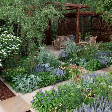 roses herbaceous borders and planting ideas contractor horticulturalist specialist London