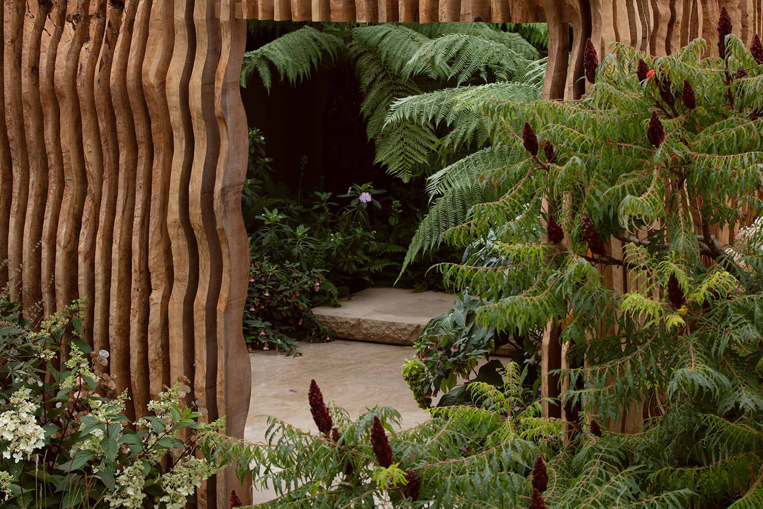 RHS Chelsea Flower Show 2021 Silver Gilt Medal Boodles Secret Garden