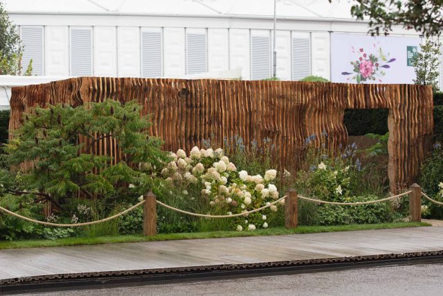 Chelsea 2021 - Silver Gilt Medal - The Boodles Secret Garden, The Garden Builders were commissioned to carry out the design of Thomas Hoblyn The Chelsea Flower.