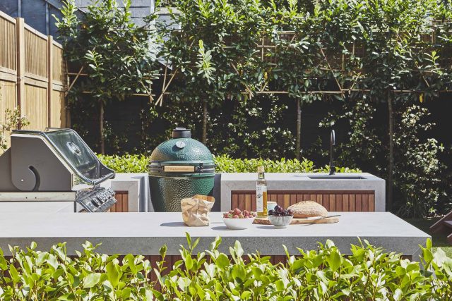 Garden Design Balham South West London Garden Designer Landscape Contractor, complimentary small city garden planting scheme also consisted of roses easigrass.