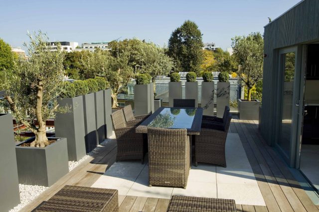 Roof garden terrace designers in St. John's Wood NW8 by Garden Builders a specialist company in London, project landscaping constructing small roof top room.
