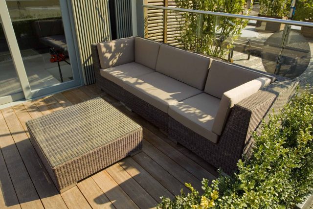 Roof garden terrace designers in St. John's Wood NW8 by Garden Builders a specialist company in London, project landscaping constructing small roof top room.