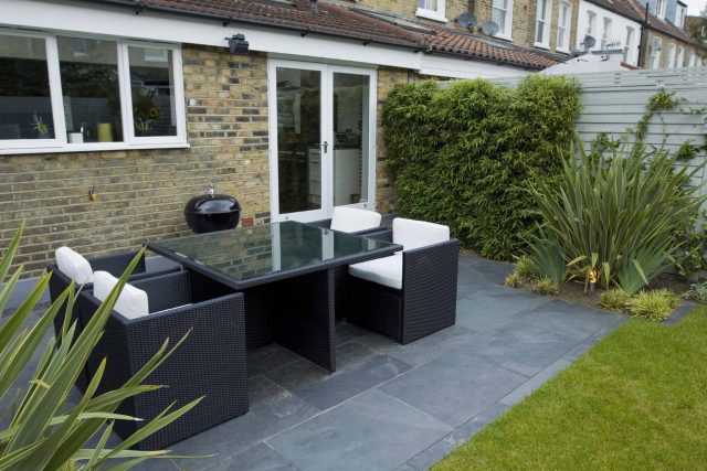 Garden designers Richmond Surrey small city family garden design ideas by The Garden Builder, formal front garden is an elegant combination of traditional.