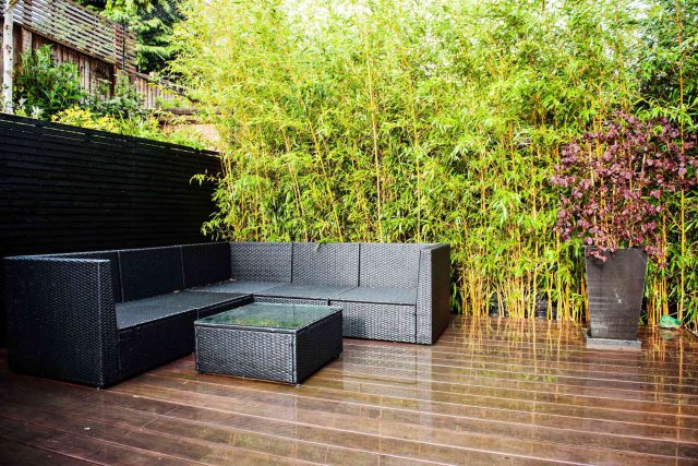 Fantastic contemporary garden located in the heart of Ascot was designed by Garden Builders Design, outside dining specialist landscaping company Berkshire.