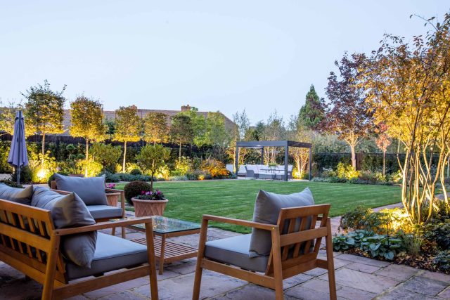 This garden landscape is another fine instalment to The Garden Builders portfolio of landscape gardens that has seen us revered as the most reliable and sought.