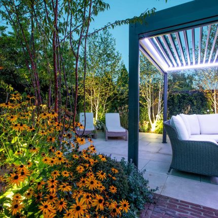 This garden landscape is another fine instalment to The Garden Builders portfolio of landscape gardens that has seen us revered as the most reliable and sought.