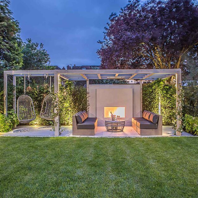 Garden Builders are London’s number one landscape contractor* and remain as garden designer’s contractor of choice, based in heart of London.