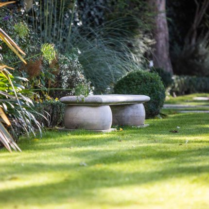 This lovely, large family garden in North London was designed by the garden landscaper, The Garden Builders. It offers free flowing curves and spiral shapes.