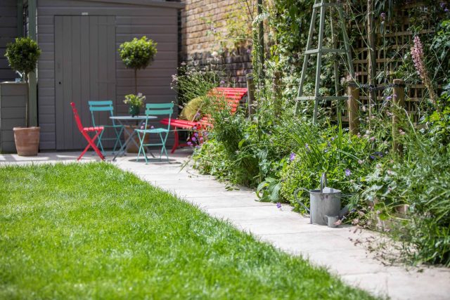 London garden has seen a complete transformation using imagination and award winning craftmanship to create the perfect garden for a family to relax enjoy.