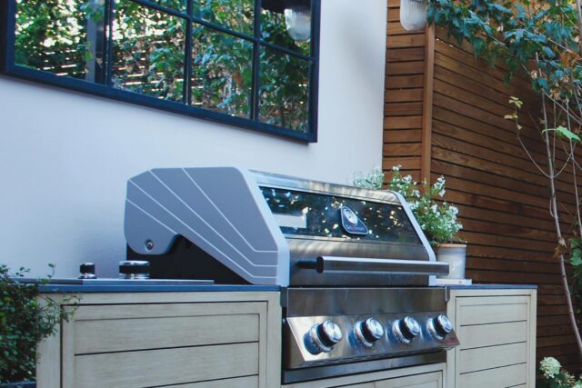 Fulham West London garden design luxury feeling room paving, been transformed into a calm and elegant outdoor living space.