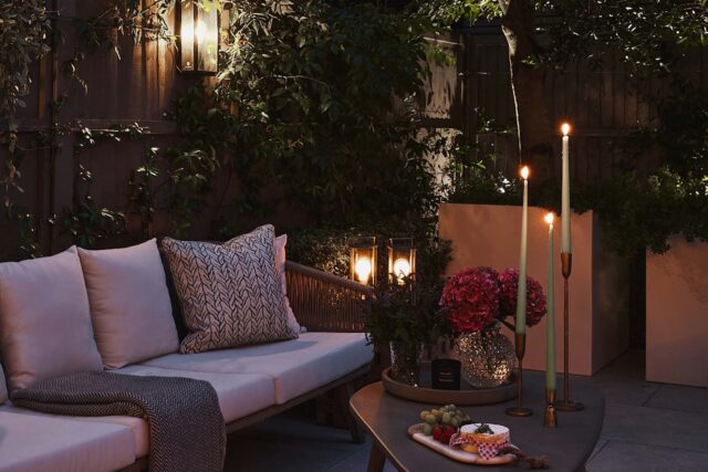 Wimbledon family garden designer tranquil outdoor multi purpose family living space that functions as an extension of the home. 