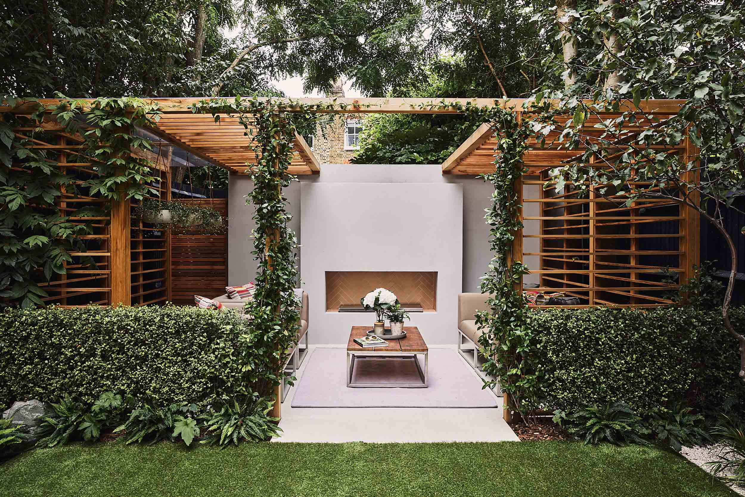 Tooting Garden Designer Sophisticated Outdoor Retreat Kitchen