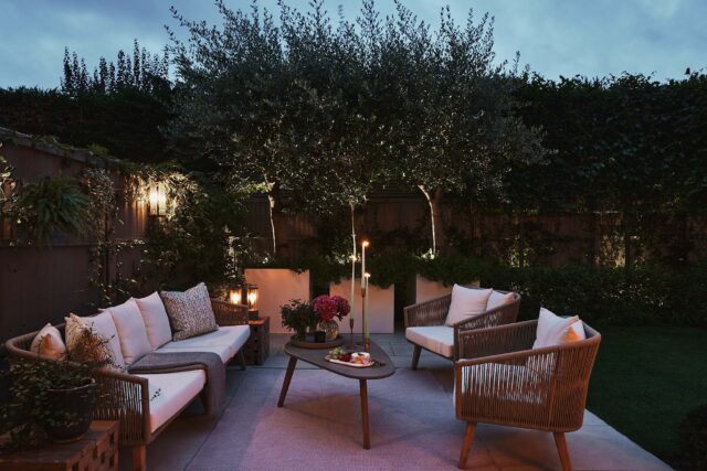 Wimbledon family garden designer tranquil outdoor multi purpose family living space that functions as an extension of the home. 