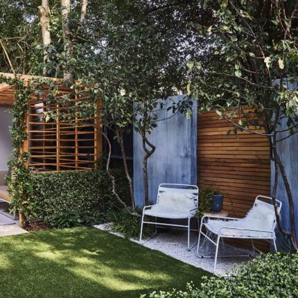 Tooting garden designer sophisticated outdoor retreat kitchen pergola contemporary features planting paving