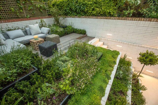 Roof garden courtyard designers building company London Islington planning roofers planting, sleek cubist-inspired, for effortless relaxation.